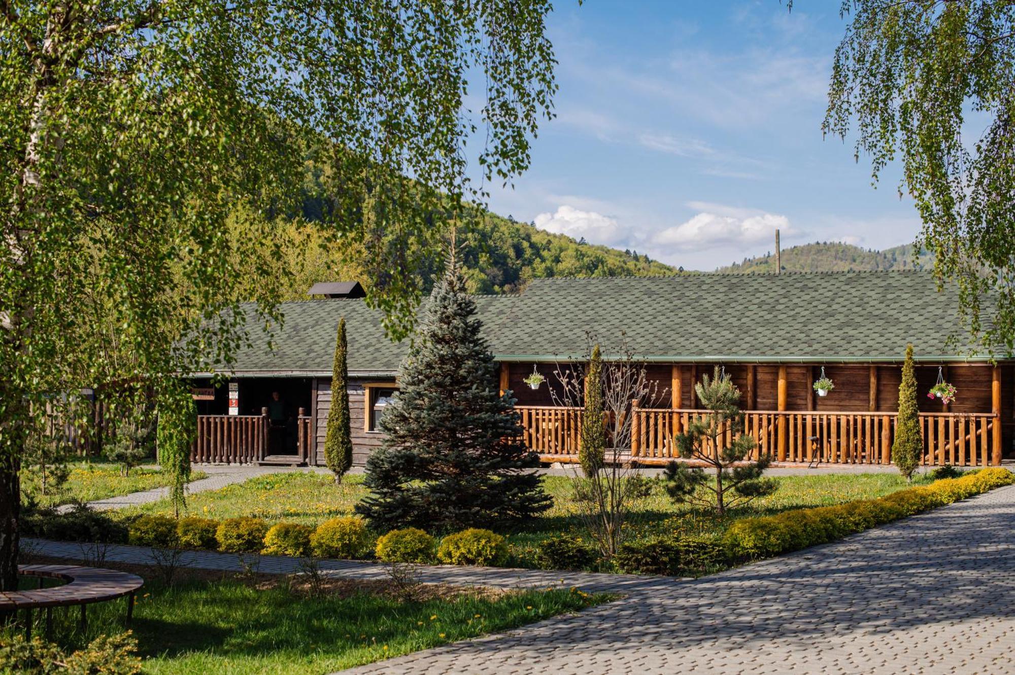 Рибничанка Hotel Skhidnytsia Exterior foto