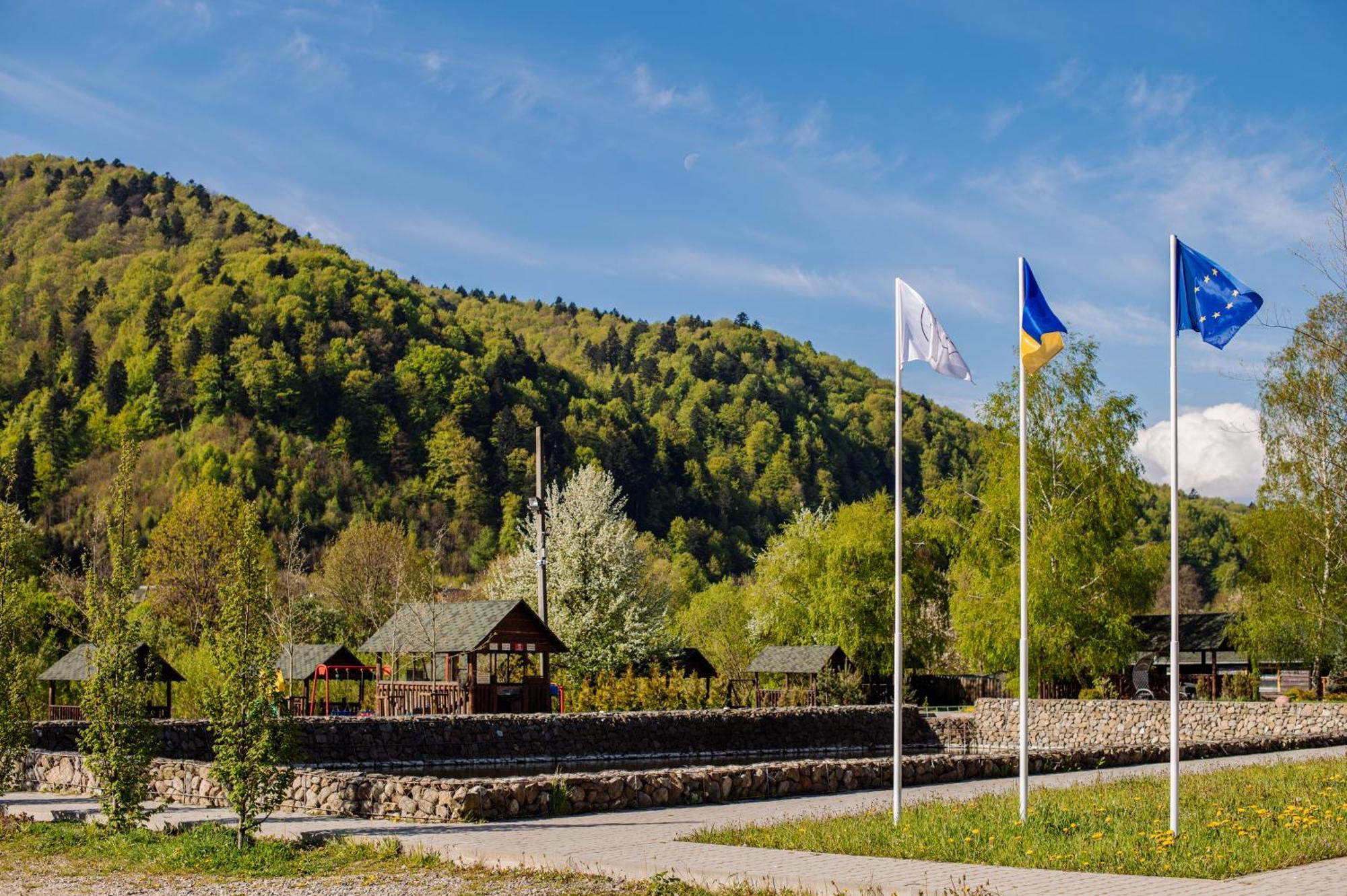 Рибничанка Hotel Skhidnytsia Exterior foto
